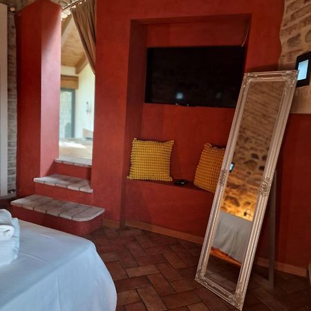 Tam'S Tower Apartment Pozzolengo Bagian luar foto